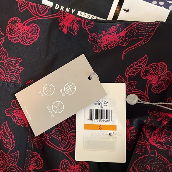 DKNY Sport Sumatra Printed High-Waist Leggings - Picture 9 of 9